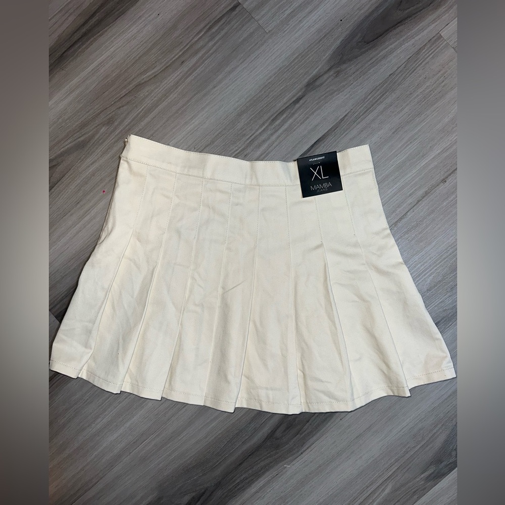 NWT Mamba Jeans Beige Pleated School Y2K Women’s Classic Skirt Waist Size 30 XL